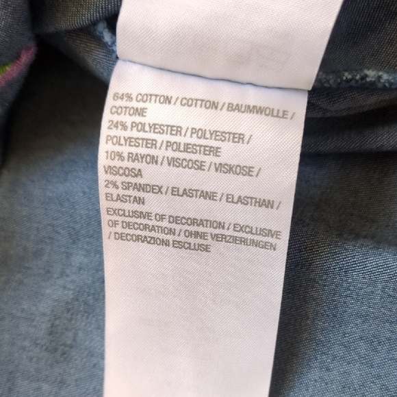 Quacker Factory Embroidered Denim Chambray Button Down Shirt Dragonfly Floral M - Picture 10 of 11